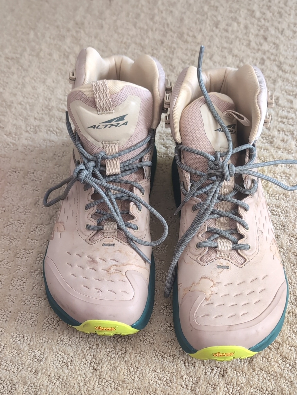 ALTRA Men's Olympus 6 Hike Mid GTX Hiking Shoes Size 10.5